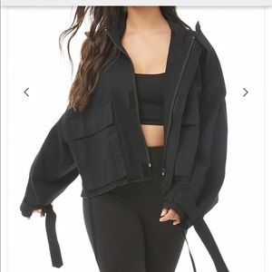 NWT Black cropped utility jacket